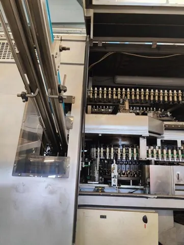 Used Blow Moulding Machine Sipa Sfr 16 photo 4