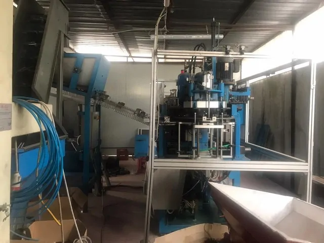 Blow Moulding Machine Sipa Sf-08004