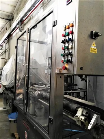 Used capper Bertolaso 512 R photo 9