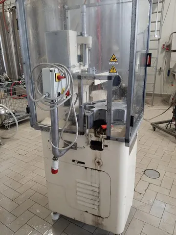 Used capper Bertolaso photo 8