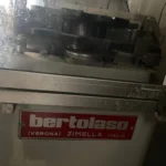 capper Bertolaso self level system — photo 1