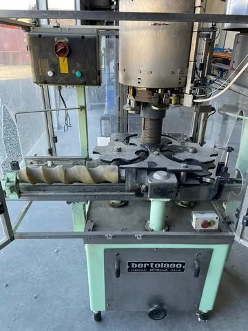 Used capper Bertolaso plastic mushroom photo 2