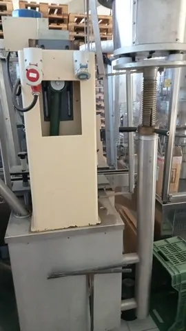 Used capper BC 2.000 bph photo 4