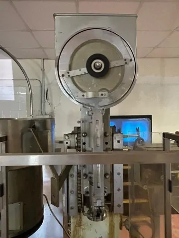 Used capper Bertolaso Alfa 110 photo 2