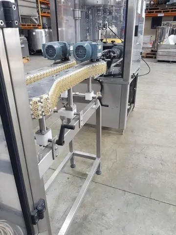 Usata Tappatrice Technovin 3T Stelvin 5.000 bph