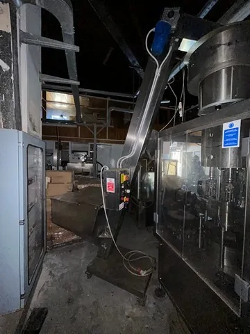 Tappatrice Usata Enolmeccanica 4T Stelvin 2013