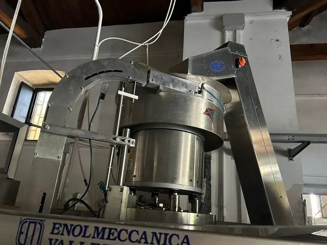 Used Capper Enolmeccanica 4T Stelvin 2013 photo 10